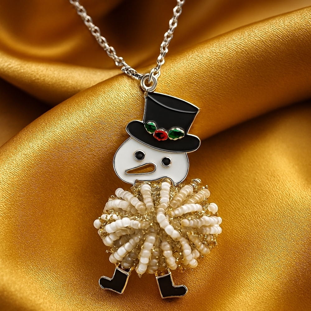 Handcrafted Snowman Necklace – Silver Festive Beaded Holiday Charm Gift for Her